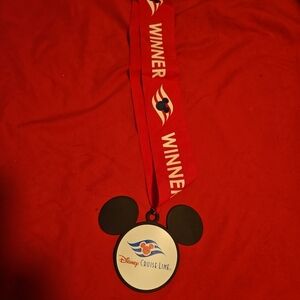 New Disney Cruise Line DCL Mickey Mouse Medallion WINNER Lanyard Ribbon Medal C1